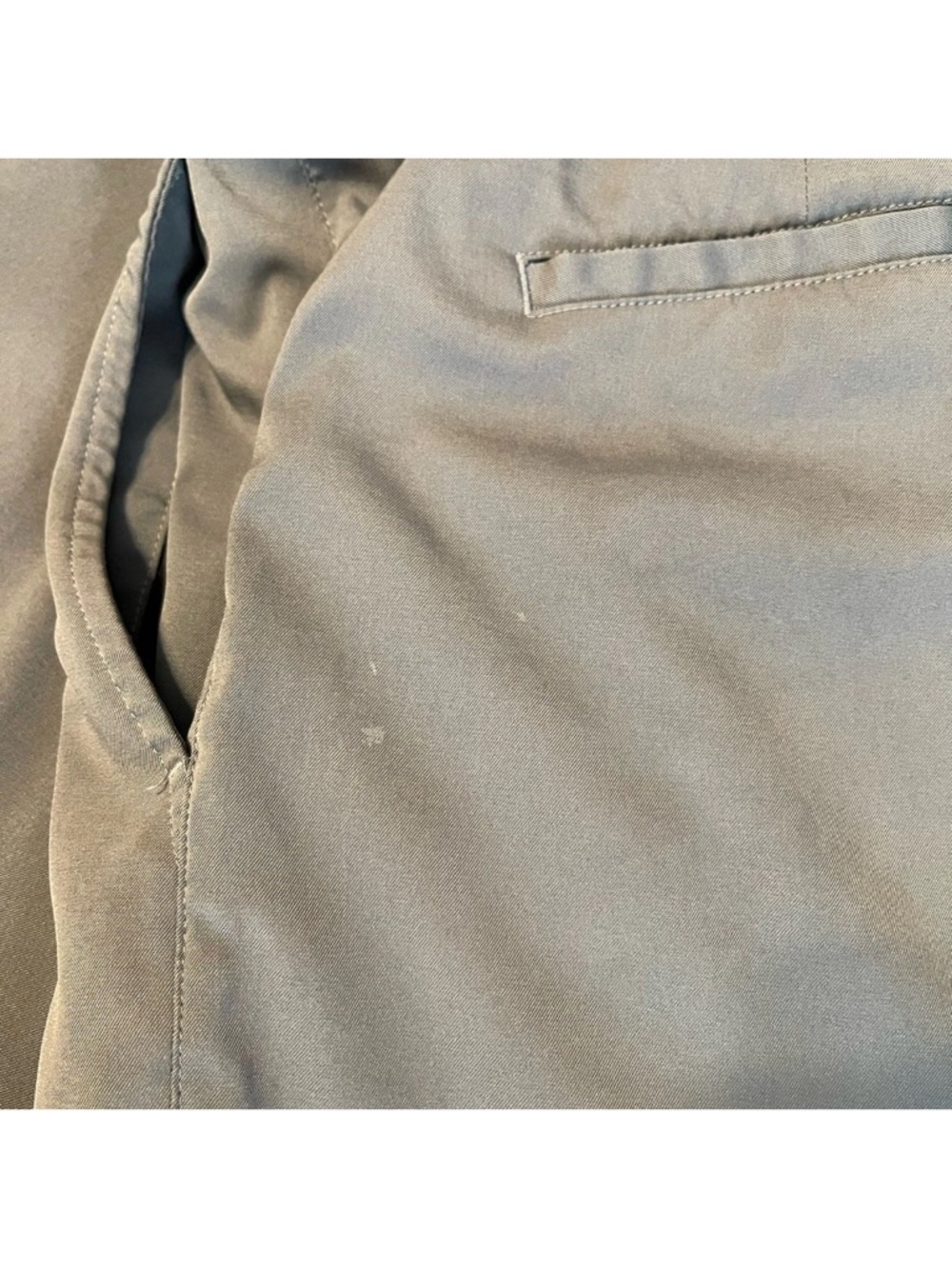 2 Pair Nike Golf Tour Performance Golf Shorts Size 38 Gray & Tan Dri-Fit Men’s - Picture 11 of 16